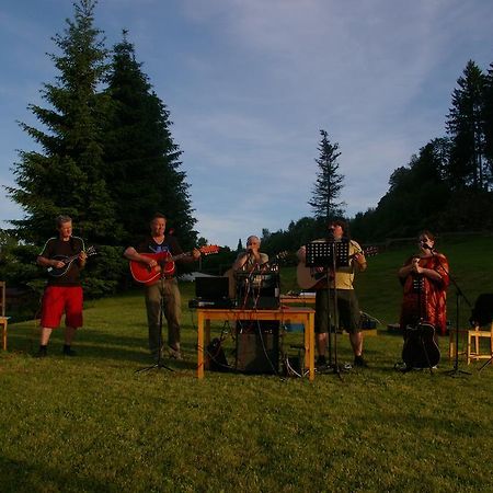 Penzion U Lipna Предні-Витон Екстер'єр фото